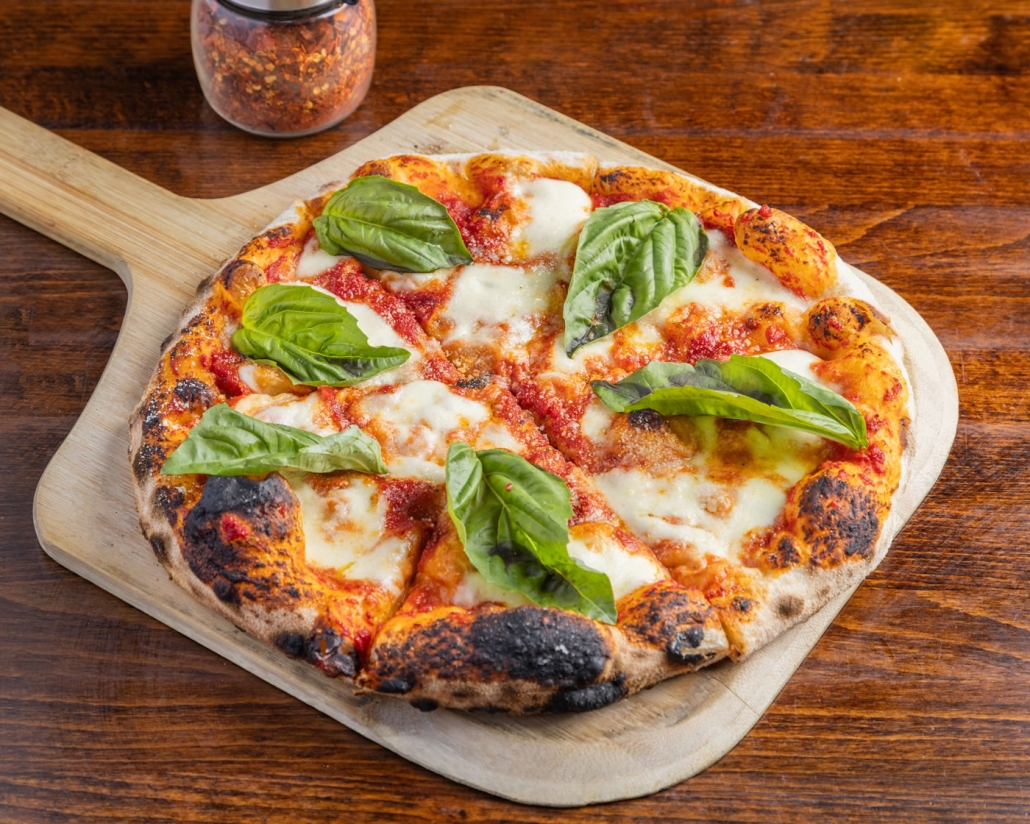 savonnaspoughkeepsie_margartiapizza_2880x2304